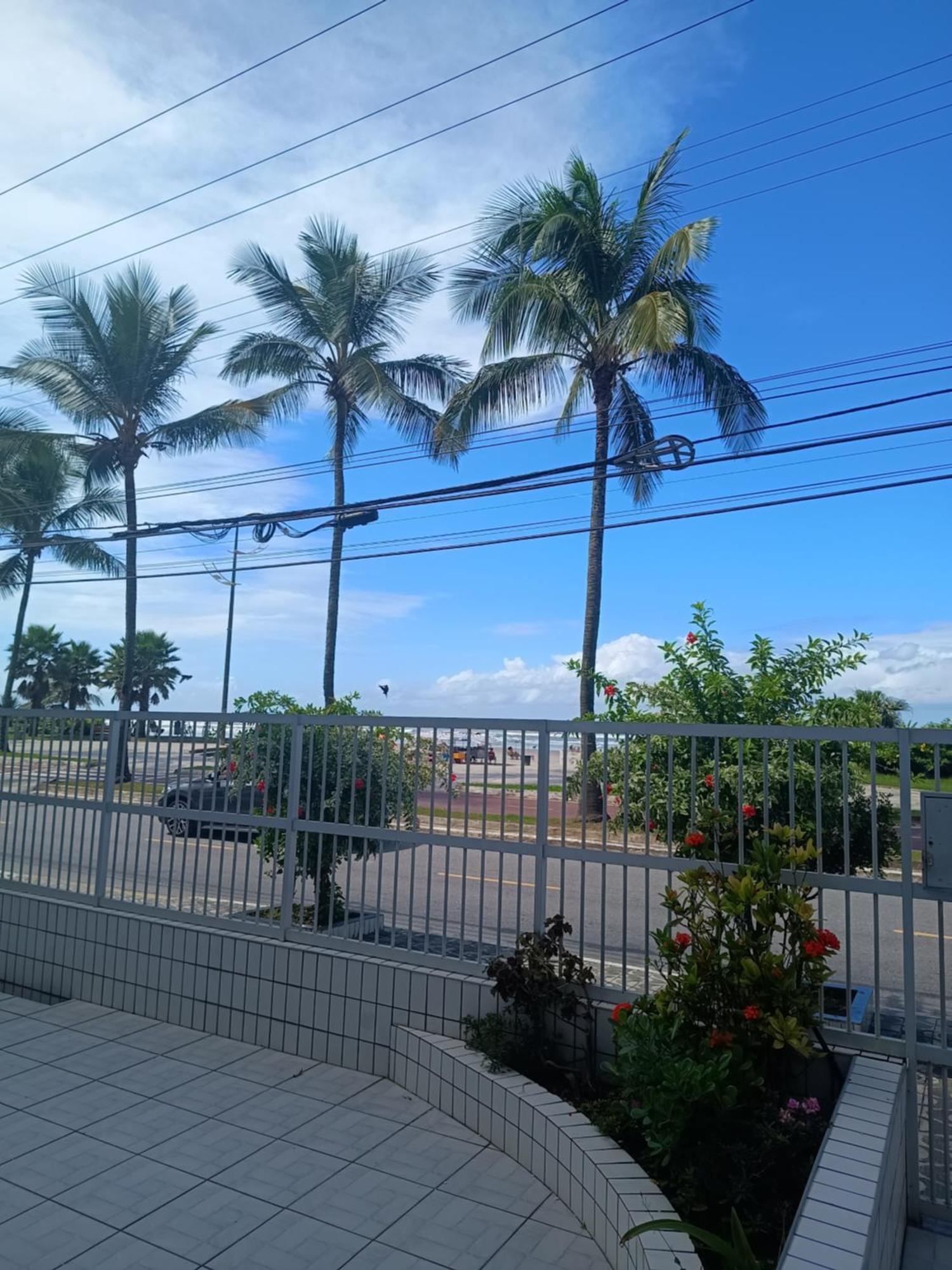 Apartamento Pe Na Areia Vila Caicara 프라이아 그란데 외부 사진